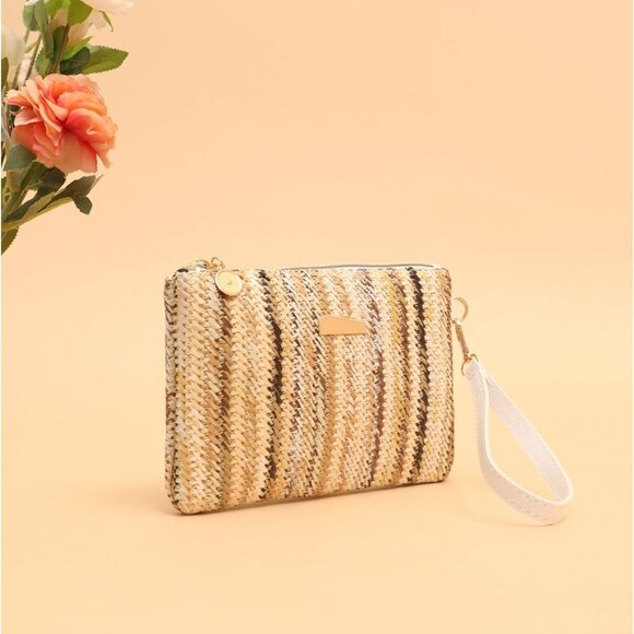 5.5 x 7.8 Inch Lightweight Straw Clutch Bag - Secure Zipper for Essentials - Picture 2 of 6